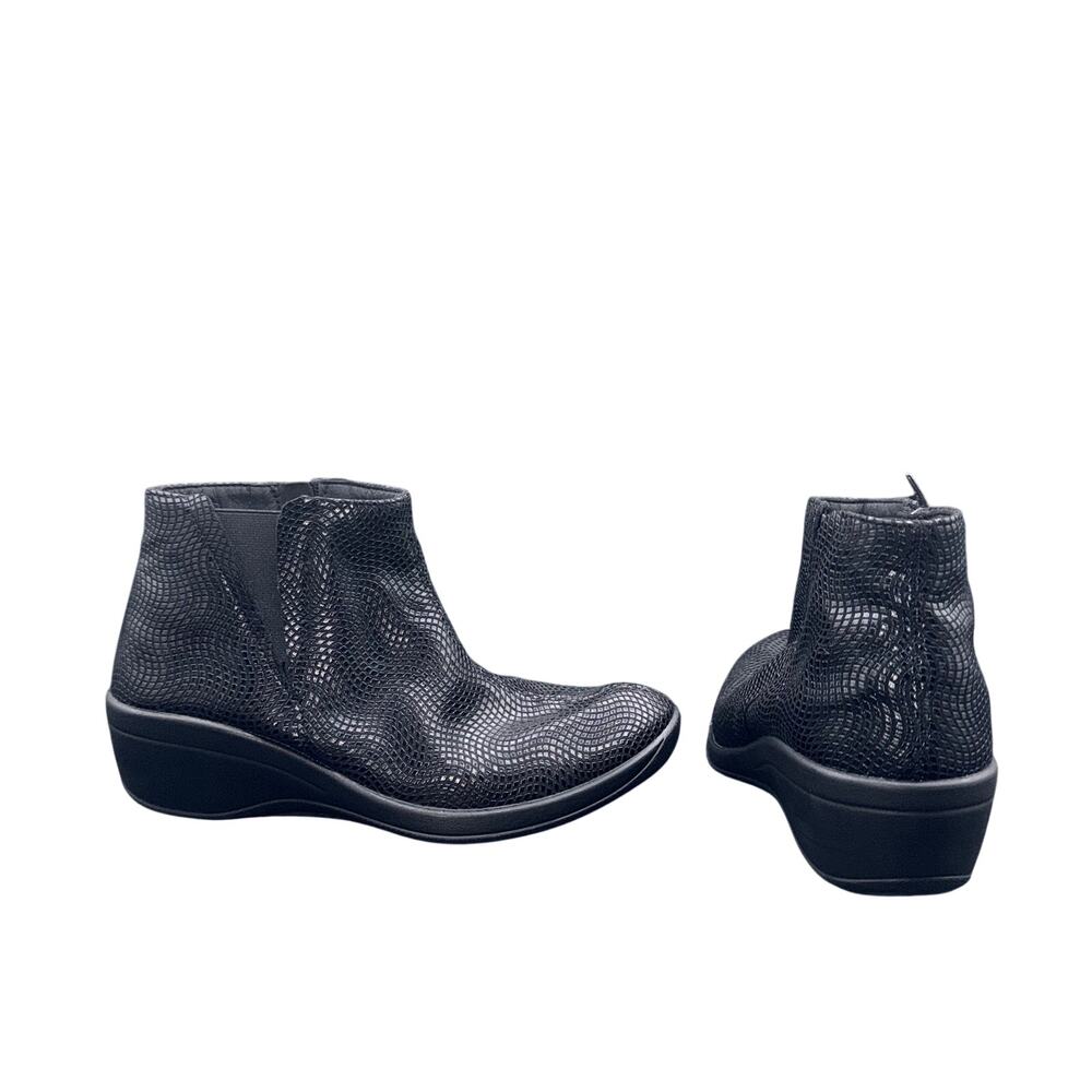 Arcopedico Black Ankle Boots Women’s EU 39 US 8.5 Comfort Zip Booties